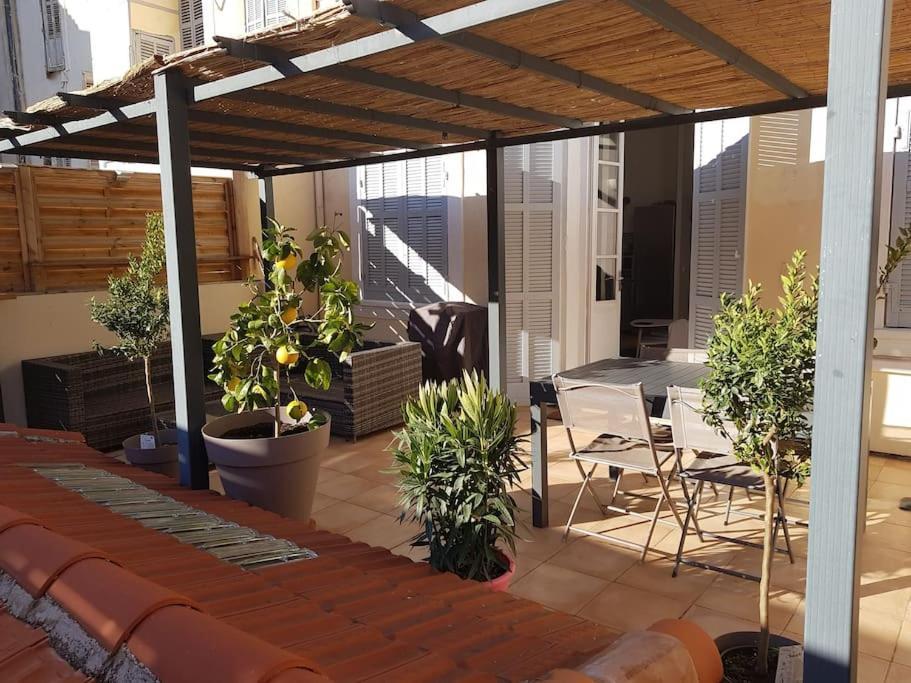 Superbe 2 Pieces Avec Grande Terrasse, Classe *** Marseille Eksteriør bilde
